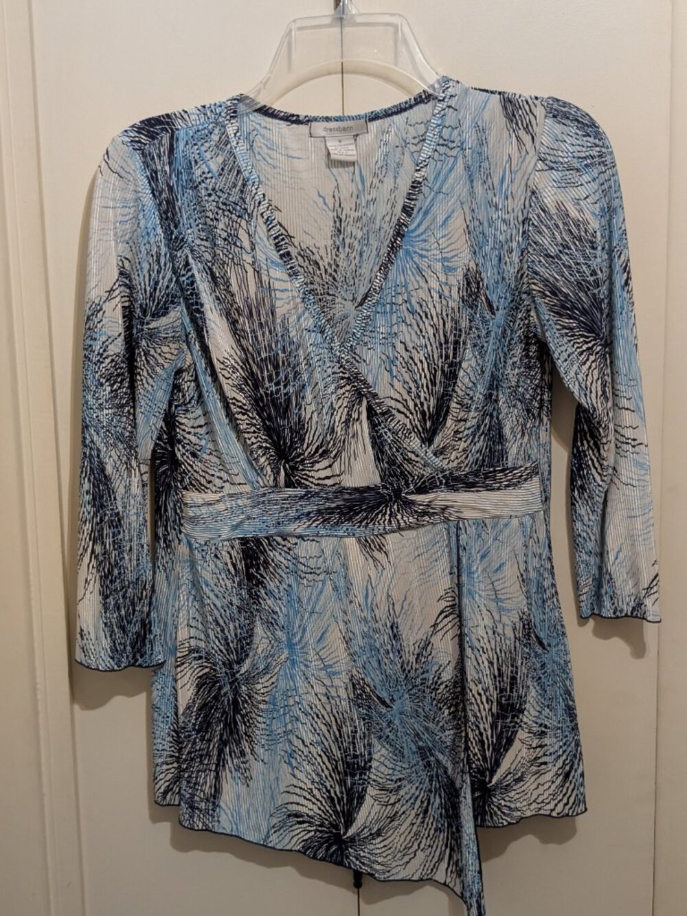 WoW Dressbarn Top Boho Empire-V neck -3/4 Sleeves -Blue, Blk, Wht -Sm -100% Poly